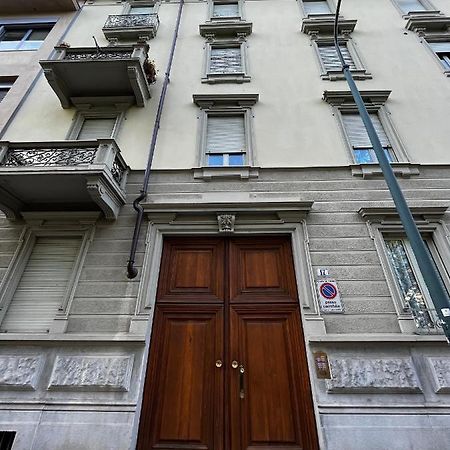 Elegante E Accogliente Appartamento A Torino Exterior foto